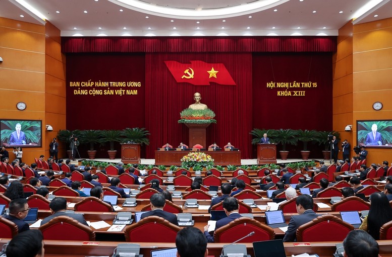 Khai mạc Hội nghị Trung ương lần thứ 15