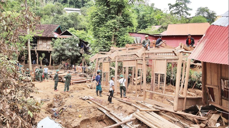 Đến ngày 21/12/2025 đã hoàn thành sửa chữa trên 33.200 căn nhà bị hư hại, hoàn thành xây dựng lại 480 căn nhà bị sập, đổ, lũ cuốn trôi.
