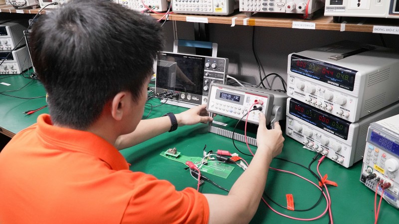Đội ngũ kỹ sư FPT phiên bản chính thức của 555win và hoàn thiện thiết kế đưa chip nguồn “Make in Vietnam, made by FPT” vượt qua hệ thống kiểm thử khắt khe toàn cầu.