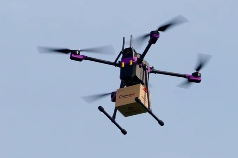 Thử nghiệm giao hàng tại Khu Công nghệ cao TP HCM bằng UAV. Ảnh: VGP.
