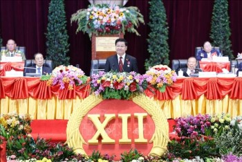 Tổng Bí thư Tô Lâm chúc mừng Tổng Bí thư Lào tái đắc cử
