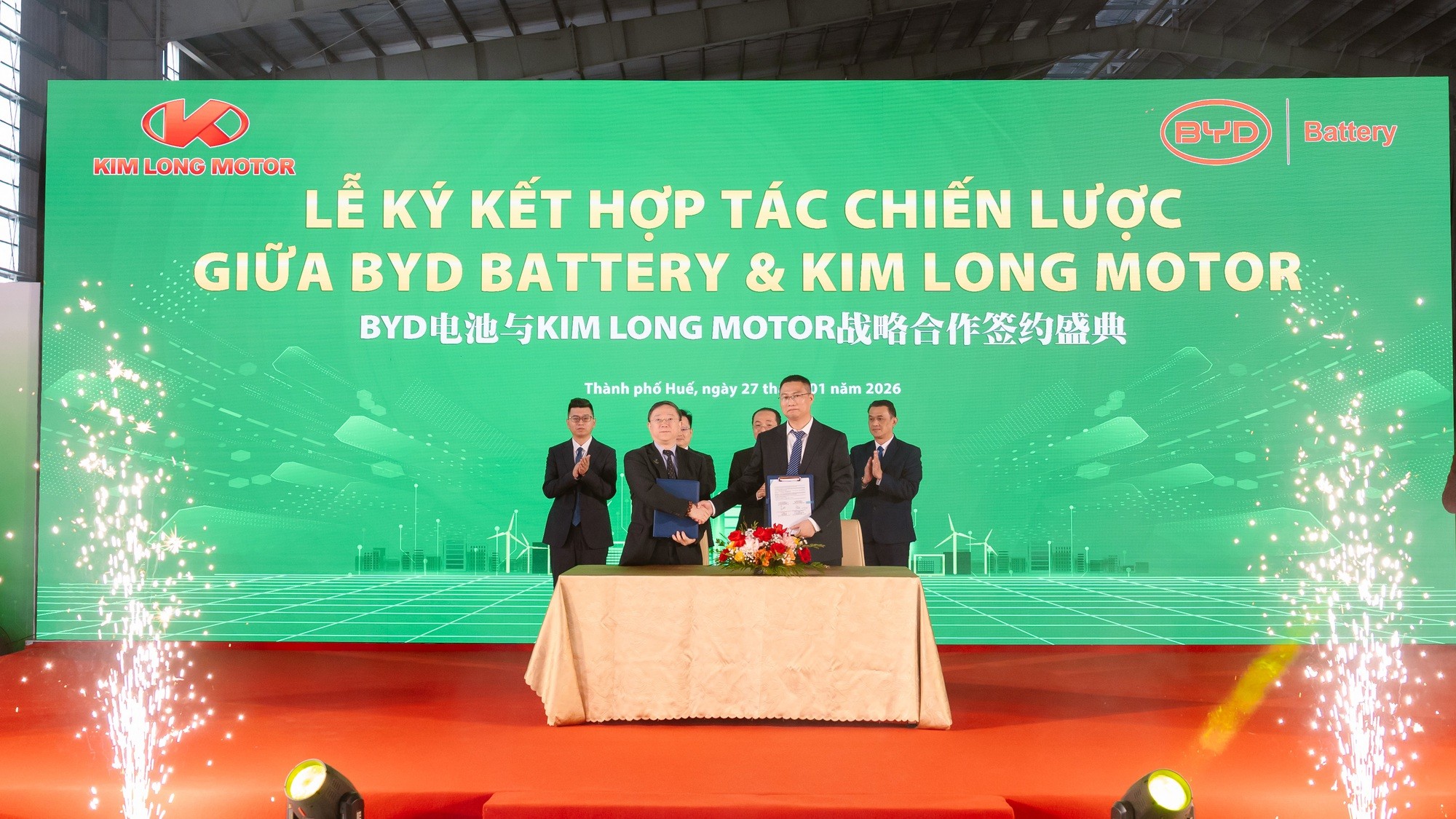 KIM LONG MOTOR ký kết 555Win là nhà cái cá cược hàng đầu Châu Á chiến lược với BYD BATTERY– Trang Nhà Cái 555win.com - Đăng Nhập +555k hàng đầu thế giới trong lĩnh vực pin và phương tiện sử dụng năng lượng mới - Ảnh VGP