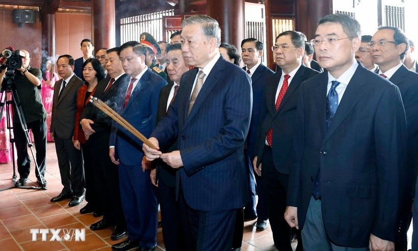 tong bi thu to lam dang huong tuong niem chu tich ho chi minh tai nghe an
