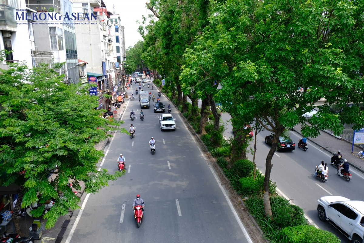 Hà Nội thu ngân sách khoảng 52,2 nghìn tỷ đồng trong tháng đầu năm 2026