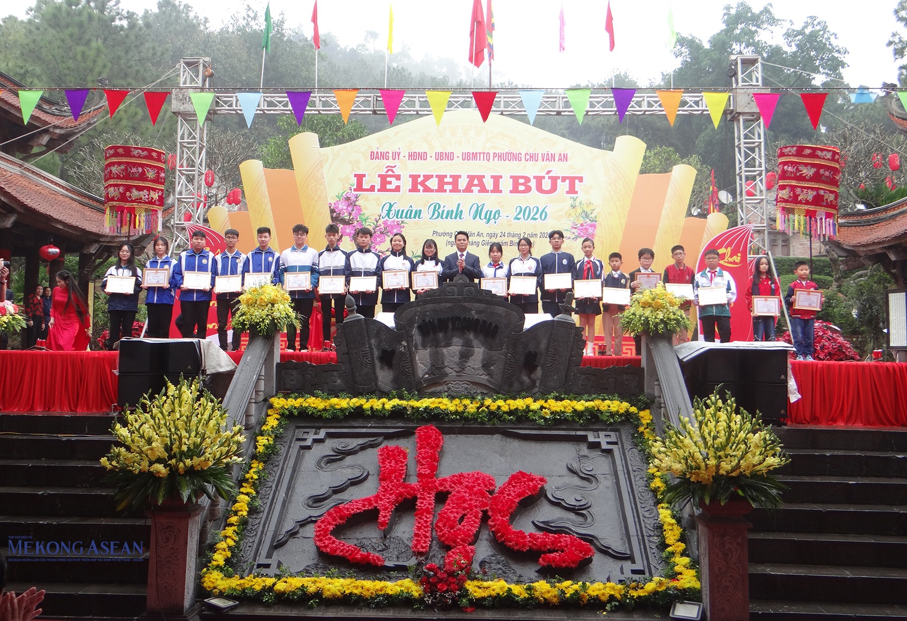 Hải Phòng khai bút xuân Bính Ngọ, tri ân Vạn thế sư biểu Chu Văn An