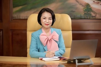 Vợ tỷ phú Phạm Nhật Vượng làm Chủ tịch hãng taxi Xanh SM