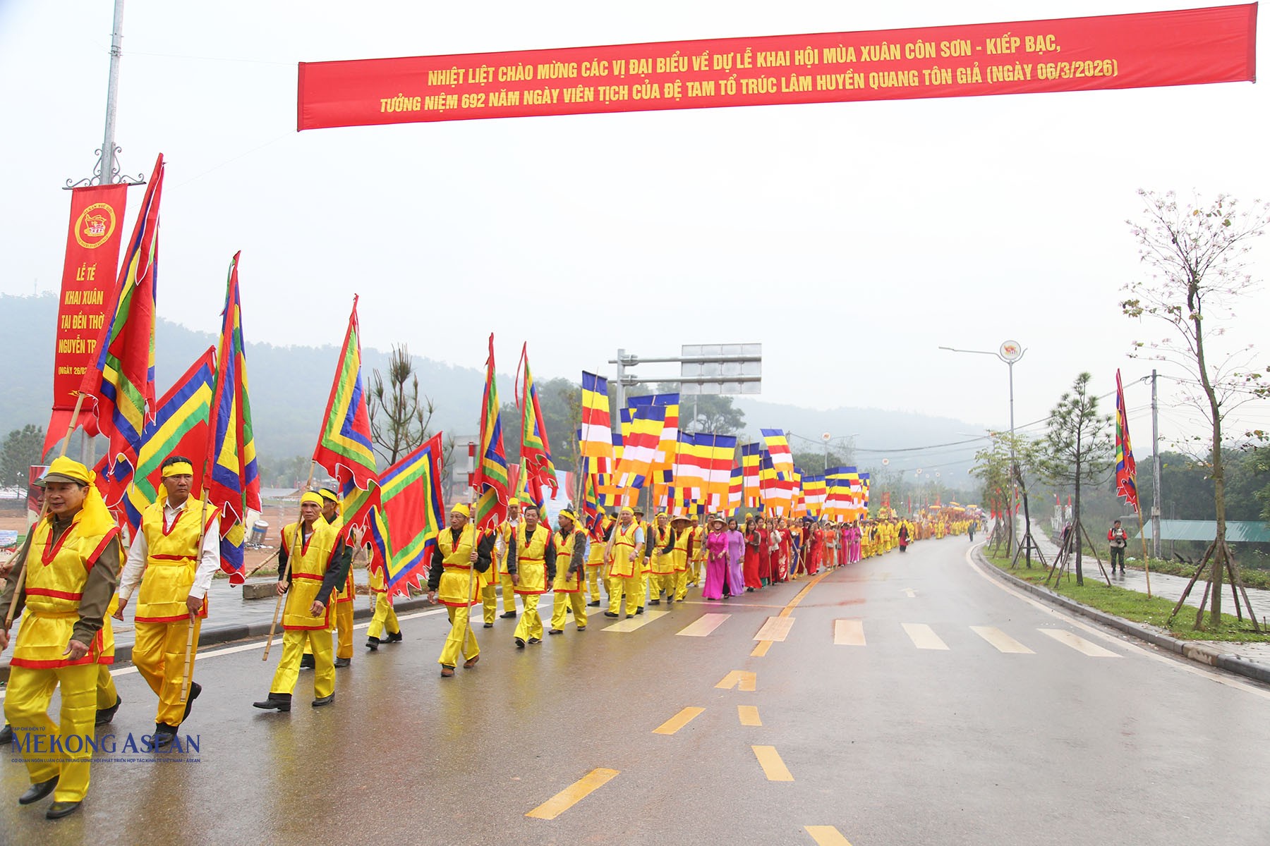 Trang trọng nghi lễ rước nước 555win là Công ty cờ bạc trực tuyến tốt nhất mùa xuân Côn Sơn - Kiếp Bạc ở Hải Phòng