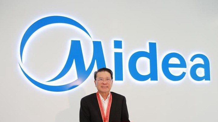 Ông He Xiangjian, tỷ phú sáng lập tập đoàn sản xuất thiết bị gia dụng Midea Group. Ảnh: Tân Hoa xã