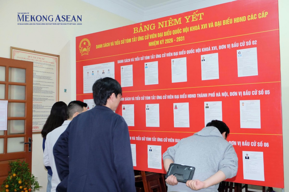 Cử tri cả nước nô nức tham gia Ngày hội non sông