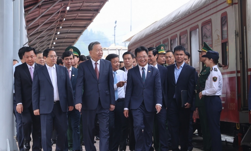 Đường sắt kết nối Việt - Trung: Mở rộng kết nối quốc tế, nâng cao năng lực cạnh tranh