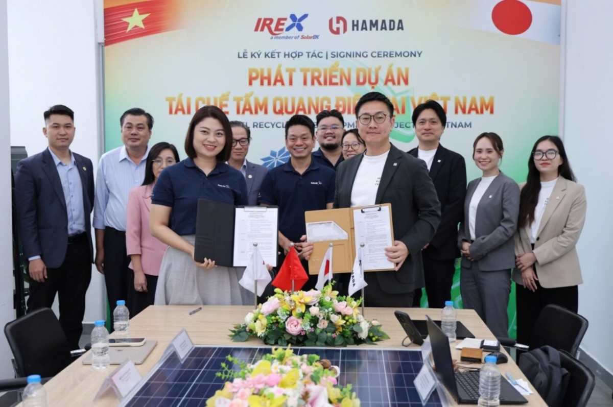 IREX và Hamada ký kết phát triển nhà máy tái chế pin mặt trời tại Việt Nam