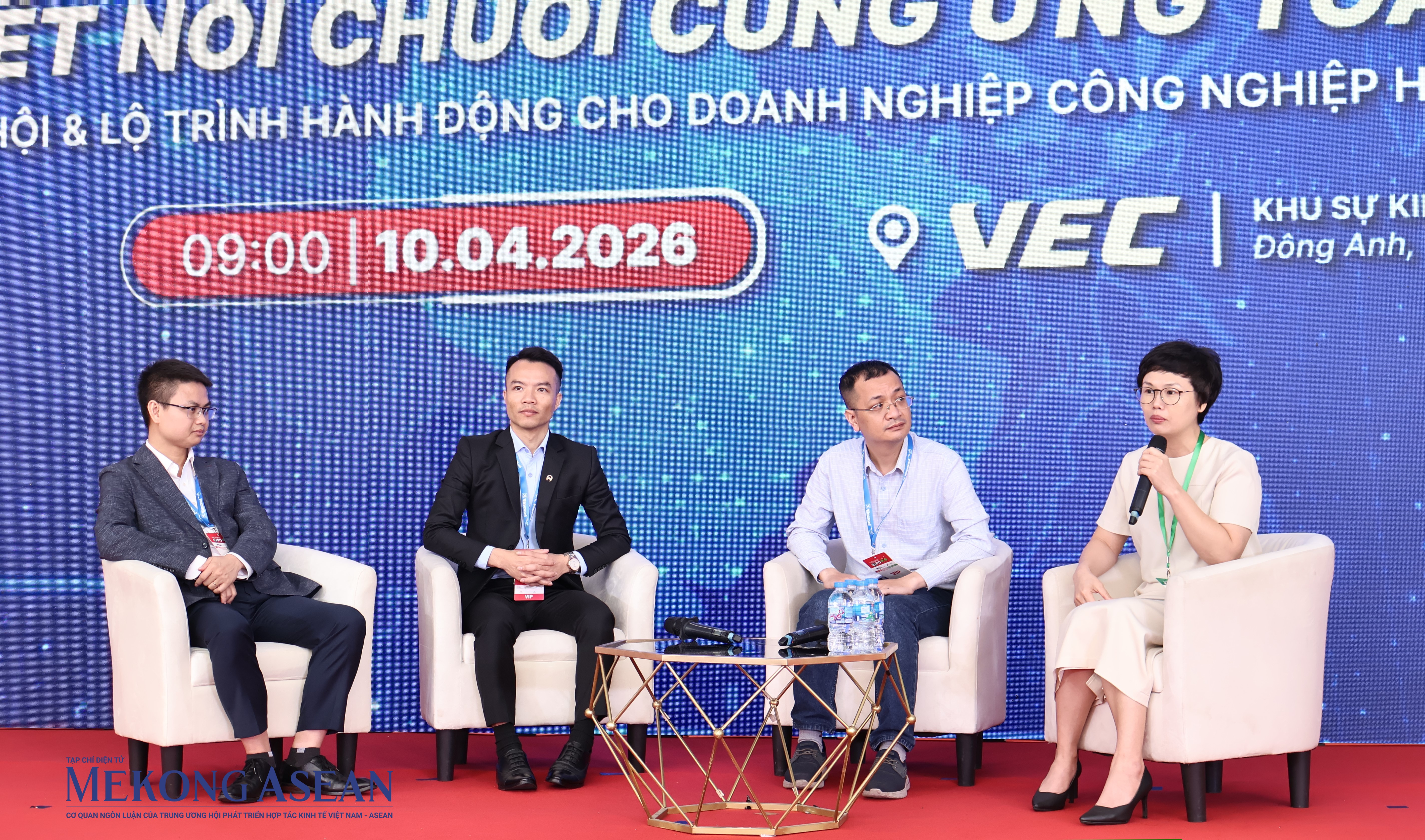 Ba 'bệ phóng' đưa Trang Nhà Cái 555win.com - Đăng Nhập +555k hỗ trợ Việt Nam tiến vào chuỗi cung ứng toàn cầu