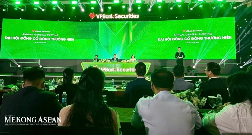 ĐHĐCĐ VPBankS: Cổ đông ‘chất vấn’ lãnh đạo về giá cổ phiếu thấp