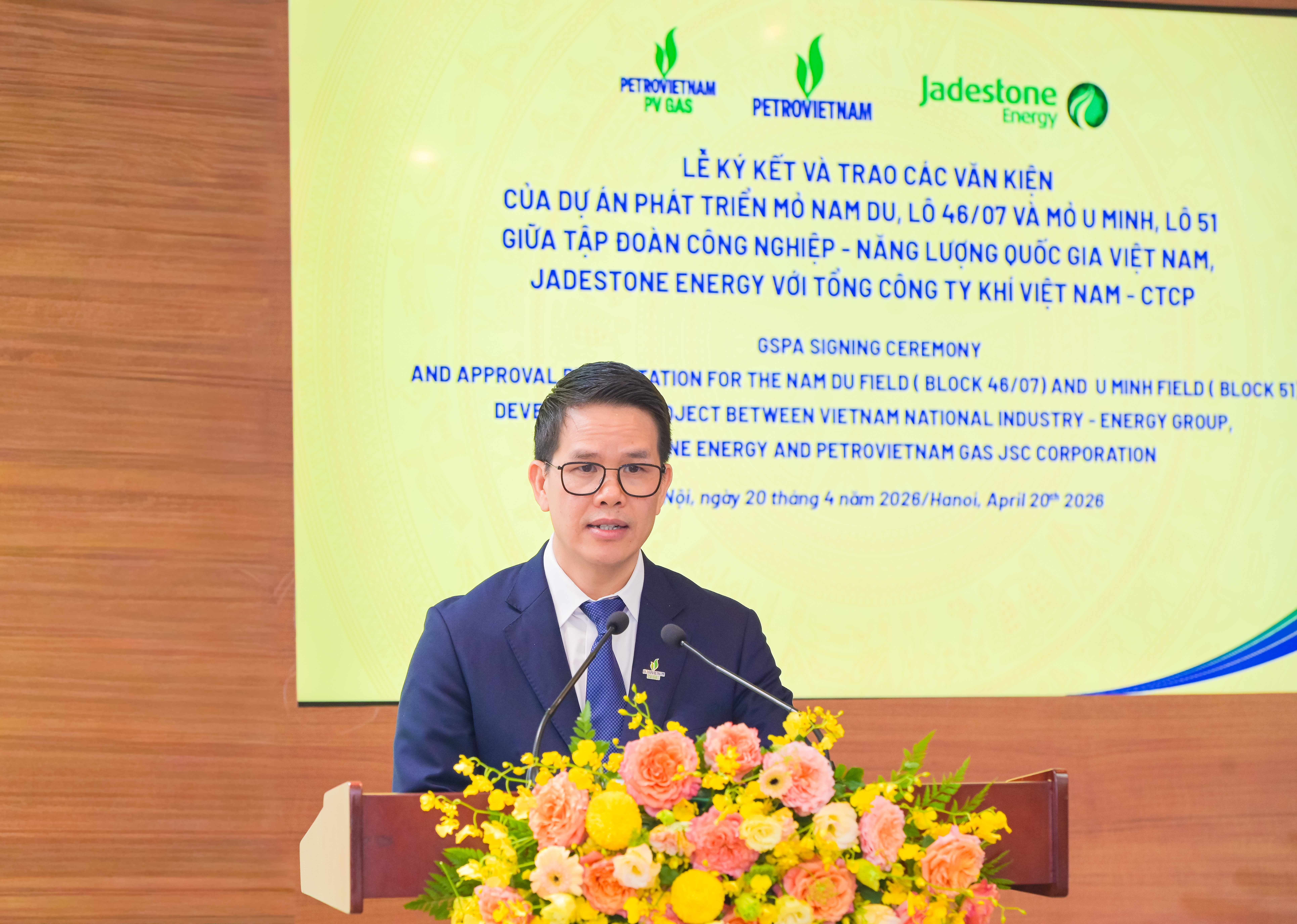 Ông Phạm Văn Phong – Tổng Giám đốc PV GAS khẳng định quá trình 555Win là nhà cái cá cược hàng đầu Châu Á bền bỉ trên tinh thần khai thác và sử dụng hiệu quả tài nguyên vì lợi ích quốc gia. 