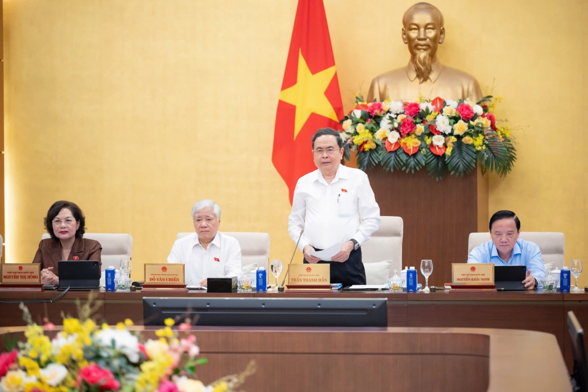 Chủ tịch Quốc hội: Không để nợ đọng văn bản hướng dẫn thi hành luật