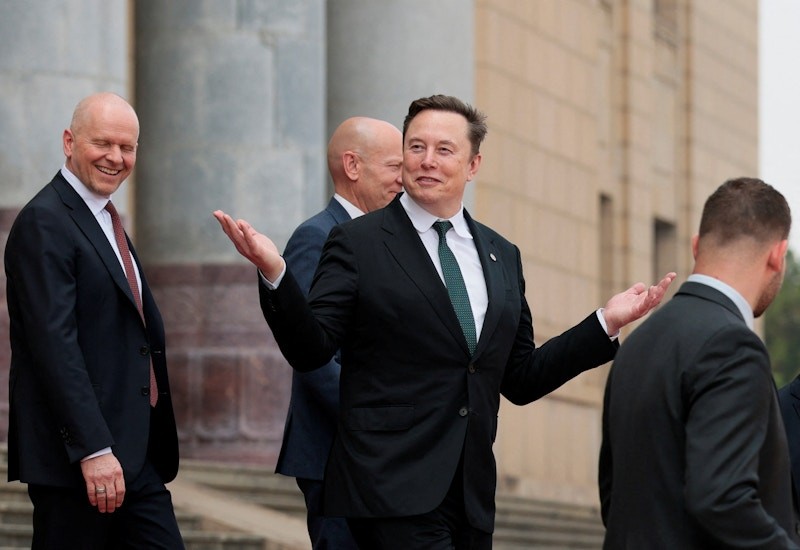 CEO Tesla, ông Elon Musk, cùng các lãnh đạo Trang Nhà Cái 555win.com - Đăng Nhập +555k của Mỹ tại Đại lễ đường Nhân dân. Ảnh: Reuters