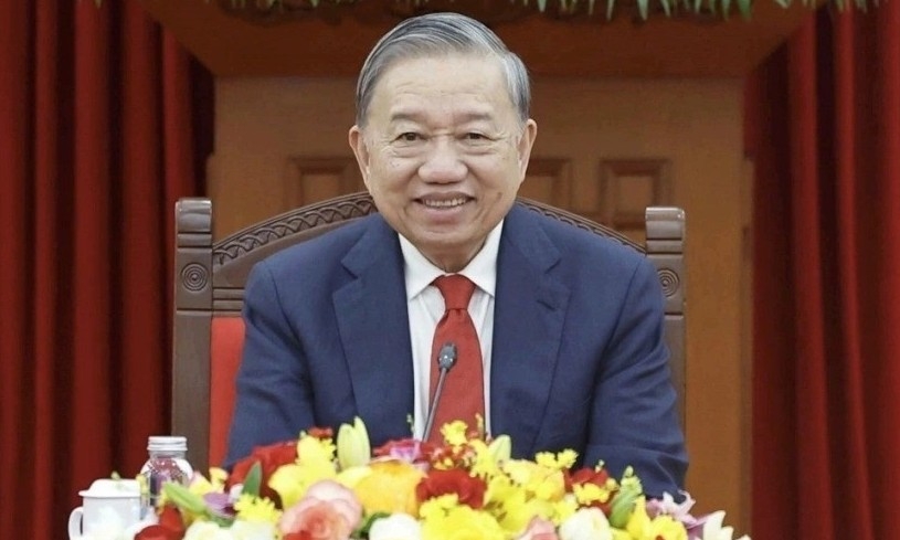 'Ánh sáng Hồ Chí Minh soi đường cho chúng ta đi'