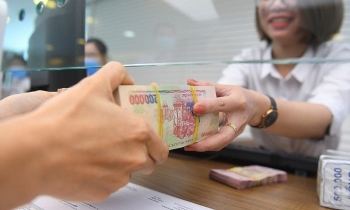 Tiền gửi dân cư lập đỉnh hơn 10,38 triệu tỷ đồng