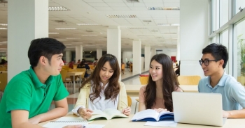 Sinh viên Trung Quốc ưa chuộng làm công chức