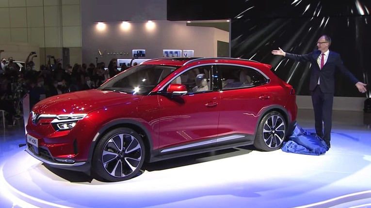 Mẫu xe điện VinFast VF e35 tại LA Auto Show 2021. Nguồn: VinFast.