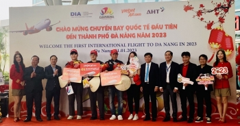 Các địa phương đón khách quốc tế 'xông đất' ngày đầu năm mới 2023