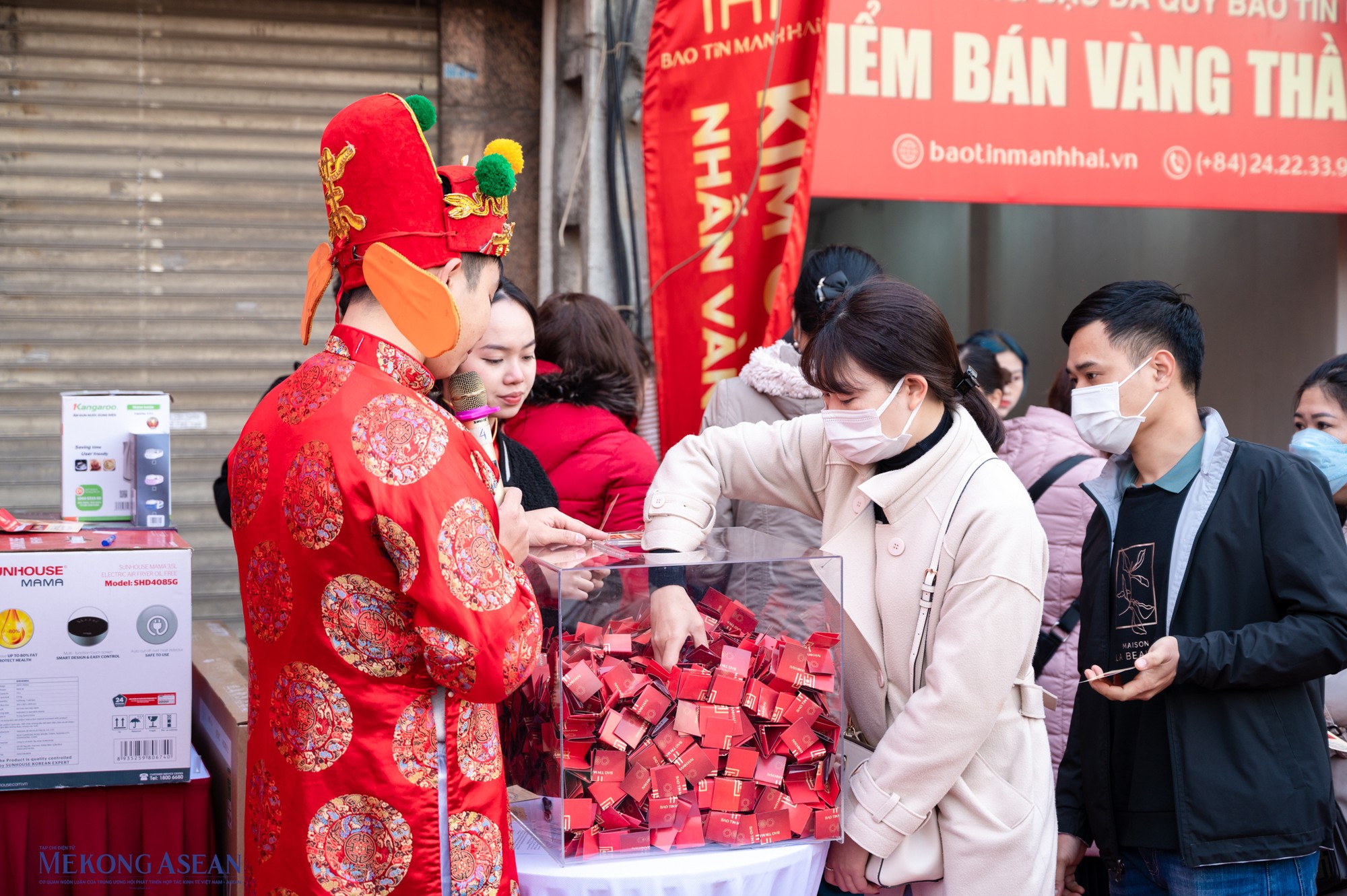 Một số cửa h&agrave;ng 55win.com - Trang Cược Uy Tín Cao Nhất 2025 v&agrave;ng c&ograve;n chuẩn bị phần qu&agrave; may mắn để tặng kh&aacute;ch đến mua.