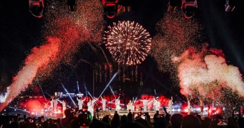 ha anh tuan dong nhi va dan nghe si gen z don nam moi bung no tai luxury countdown party 2024
