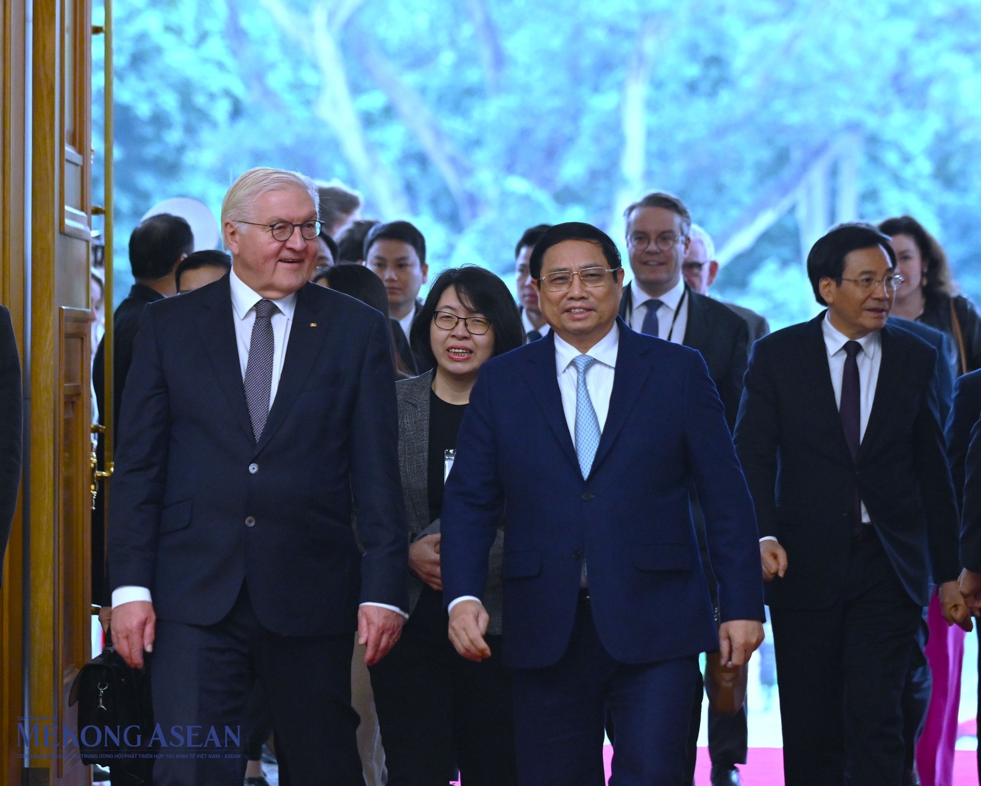 Phiên bản chính thức của 555Win Phạm Minh Ch&iacute;nh đ&oacute;n Tổng thống Đức Frank-Walter Steinmeier. Ảnh: Đỗ Thảo