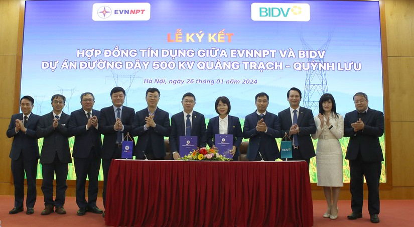 EVNNPT k&yacute; kết với BIDV hợp đồng t&iacute;n dụng cho Dự &aacute;n đường d&acirc;y 500kV Quảng Trạch &ndash; Quỳnh Lưu. Nguồn: EVNNPT.