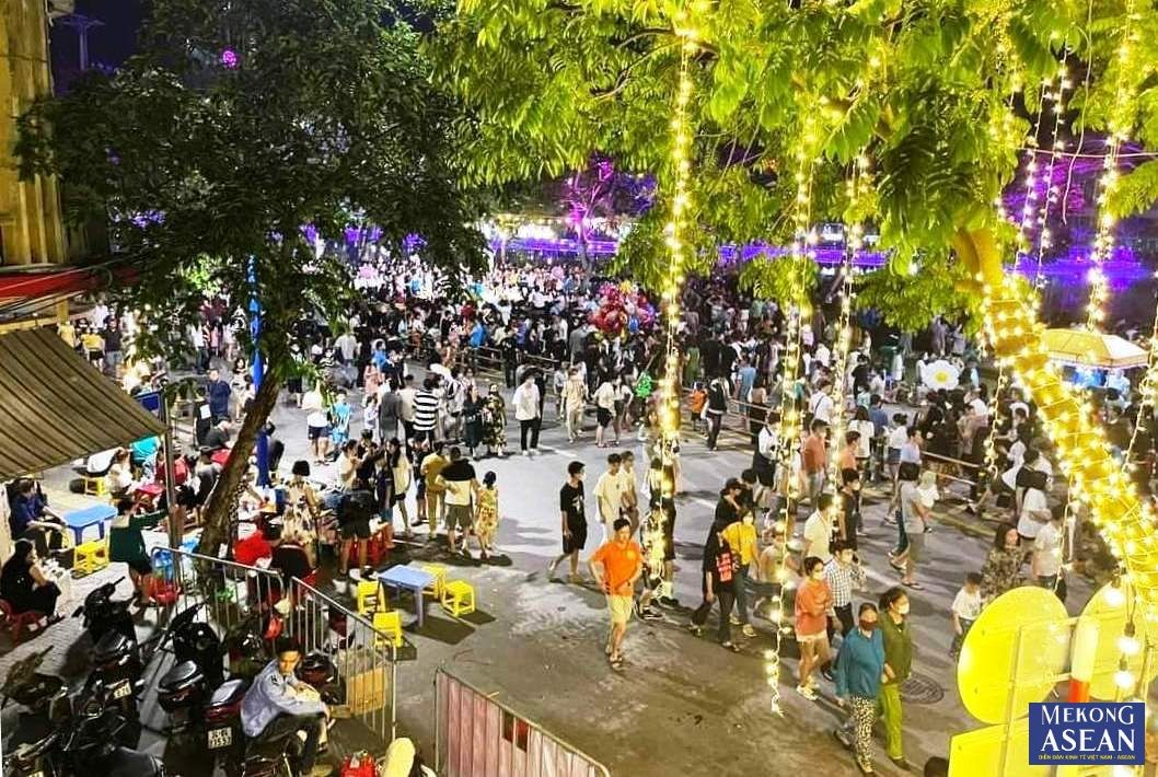 C&aacute;c hoạt động của Tuyến phố đi bộ - chợ đ&ecirc;m khu vực đường Bạch Đằng, th&agrave;nh phố Hải Dương với mục đ&iacute;ch mở ra kh&ocirc;ng gian giao lưu c&aacute;c hoạt động văn h&oacute;a, nghệ thuật, &acirc;m nhạc đường phố, 55win.com - Trang Cược Uy Tín Cao Nhất 2025, 555win phien bạn Chính Thức&hellip;