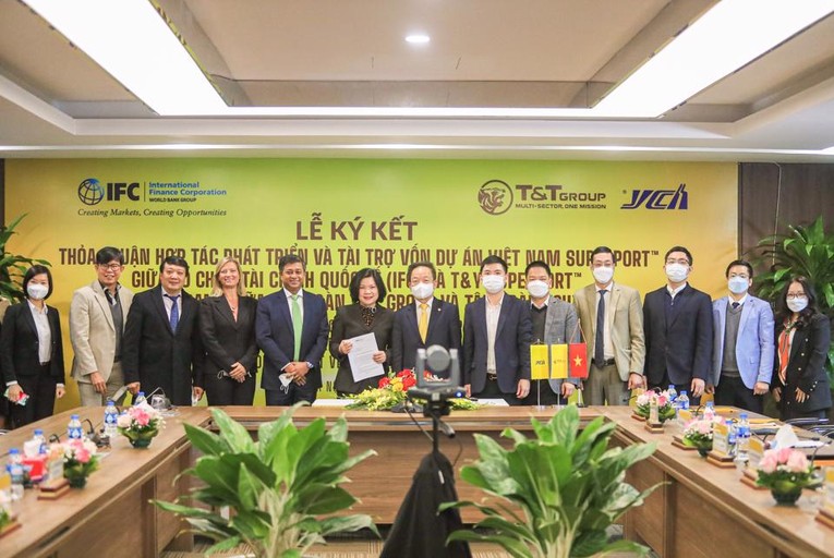 Lễ k&yacute; kết &ldquo;Thỏa thuận hợp t&aacute;c ph&aacute;t triển dự &aacute;n để thu h&uacute;t t&agrave;i trợ vốn cho Trung t&acirc;m Logistics ICD Vĩnh Ph&uacute;c&rdquo;, ng&agrave;y 16/2.