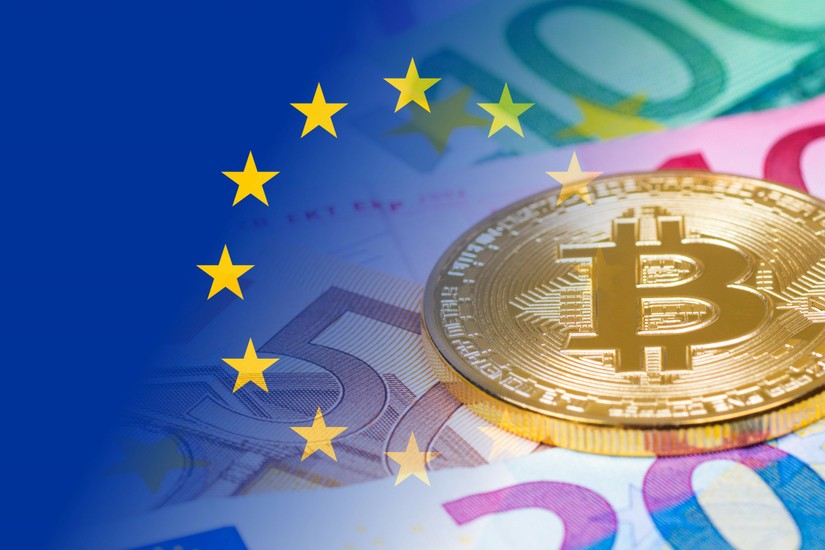 ECB k&ecirc;u gọi th&ocirc;ng qua quy định tiền điện tử để ngăn Nga l&aacute;ch trừng phạt