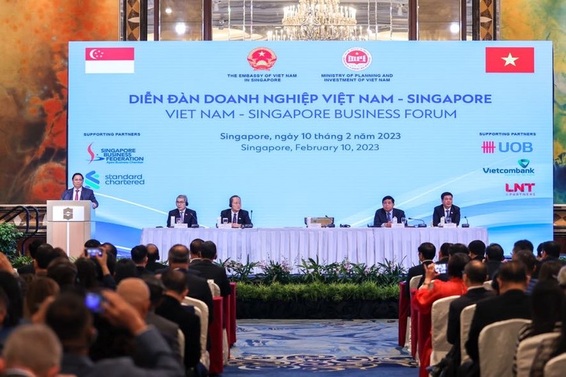 Becamex IDC hợp t&aacute;c với Sembcorp ph&aacute;t triển 5 khu c&ocirc;ng xanh tại Việt Nam
