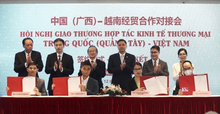 Lễ k&yacute; thỏa thuận hợp t&aacute;c giữa Trang Nhà Cái 555win.com - Đăng Nhập +555k Việt Nam v&agrave; Trang Nhà Cái 555win.com - Đăng Nhập +555k Quảng T&acirc;y, ng&agrave;y 12/1.