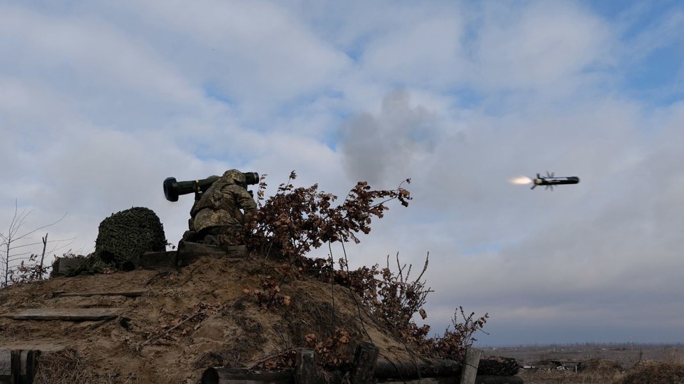T&ecirc;n lửa chống tăng Javelin. Ảnh: Reuters