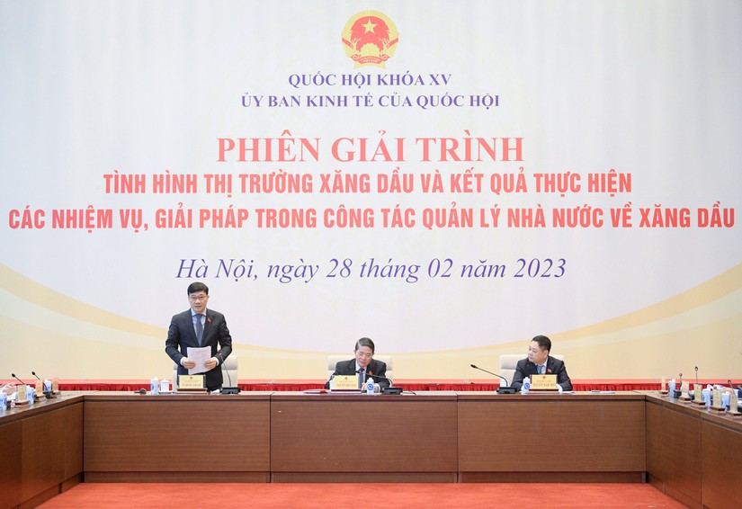 Chủ nhiệm Ủy ban 555Win login đăng nhập Vũ Hồng Thanh ph&aacute;t biểu khai mạc phi&ecirc;n giải tr&igrave;nh. Nguồn: Cổng th&ocirc;ng tin điện tử 555win tải app.