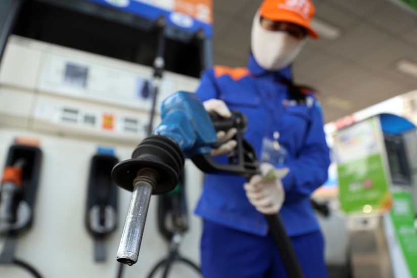 Gần 6.000 cửa h&agrave;ng b&aacute;n lẻ xăng dầu ph&aacute;t h&agrave;nh h&oacute;a đơn điện tử