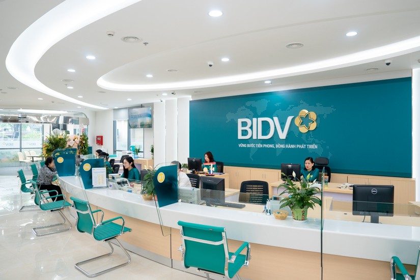 Top 10 tổng t&agrave;i sản ng&acirc;n h&agrave;ng: BIDV tiếp tục dẫn đầu, HDBank tăng trưởng nhất