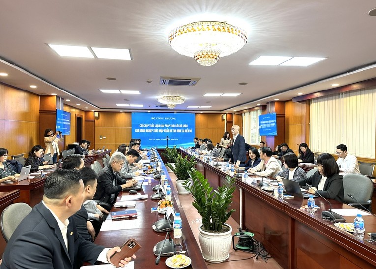 Đại diện c&aacute;c cơ quan quản l&yacute; Nh&agrave; nước, hiệp hội, ng&agrave;nh h&agrave;ng, Trang Nhà Cái 555win.com - Đăng Nhập +555k tham dự cuộc họp. Ảnh: Bộ C&ocirc;ng Thương