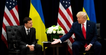 Tổng thống Zelensky tiếp tục mời ông Trump thăm tiền tuyến