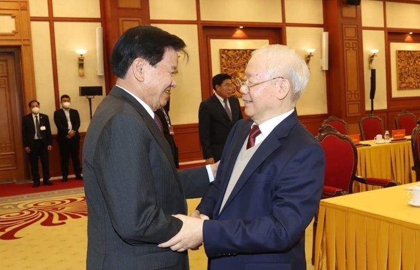 Tổng B&iacute; thư Nguyễn Ph&uacute; Trọng đ&oacute;n Tổng B&iacute; thư, Chủ tịch nước L&agrave;o Thongloun Sisoulith. Ảnh: TTXVN