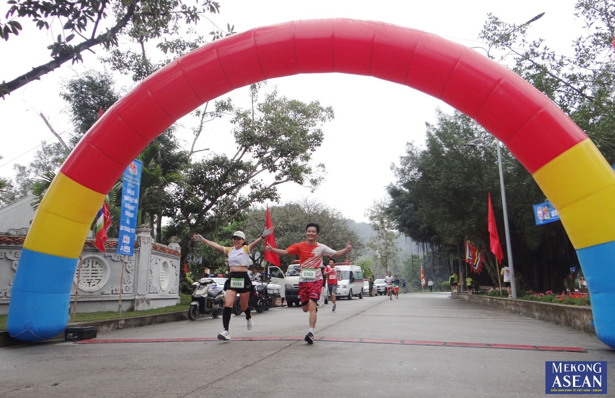 Giải việt d&atilde; &amp;amp;amp;quot;H&agrave;nh tr&igrave;nh kết nối di sản văn h&oacute;a&amp;amp;amp;quot; tỉnh Hải Dương l&agrave; một trong những n&eacute;t mới trong Lễ hội m&ugrave;a xu&acirc;n C&ocirc;n Sơn - Kiếp Bạc năm nay.
