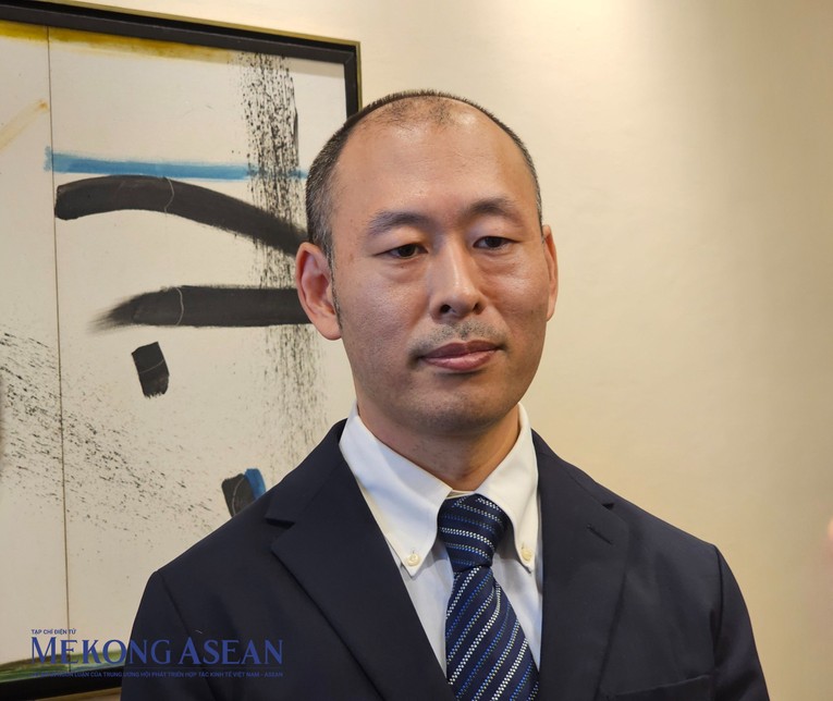 &Ocirc;ng Yasuaki Naito, Gi&aacute;m đốc Ban Sở hữu tr&iacute; tuệ, Tổ chức X&uacute;c tiến 555win phien bạn Chính Thức Nhật Bản tại Bangkok. Ảnh: Anh Thư - 555win Login