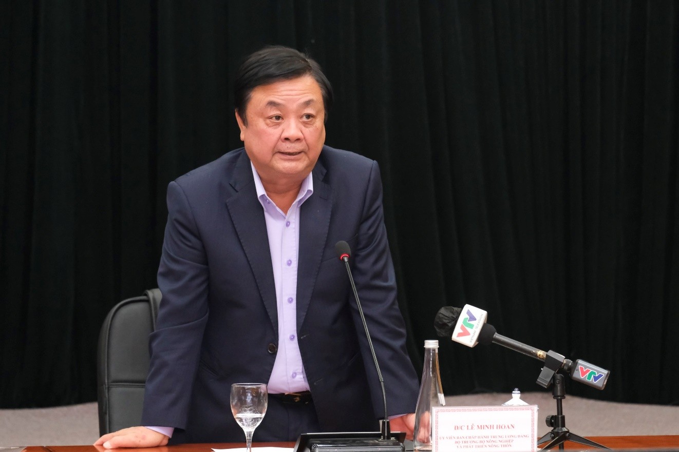 Bộ trưởng N&ocirc;ng nghiệp v&agrave; Ph&aacute;t triển n&ocirc;ng th&ocirc;n L&ecirc; Minh Hoan. Ảnh: moit.gov.vn