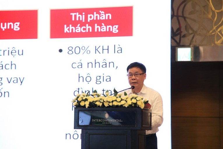Ảnh t&aacute;c giả
