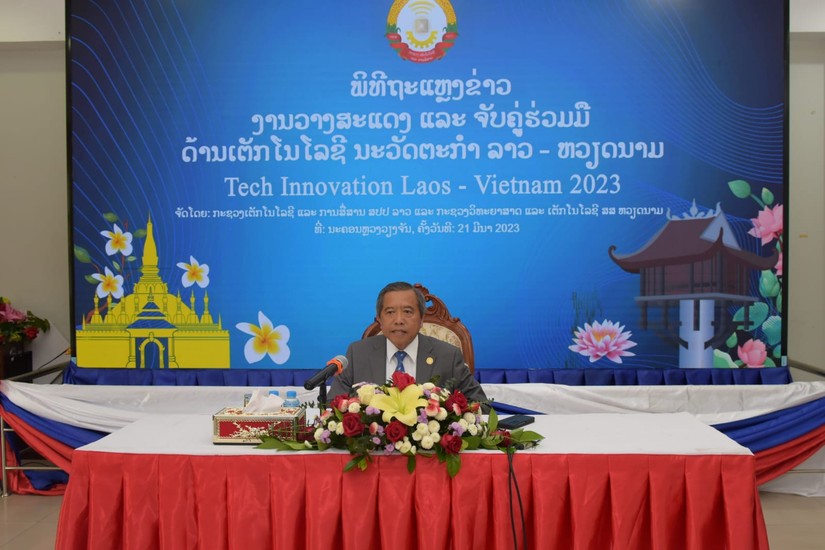 Bộ trưởng Bộ 555win Mobi v&agrave; Truyền th&ocirc;ng L&agrave;o Boviengkham Vongdala chủ tr&igrave; họp b&aacute;o. Ảnh: Hội Trang Nhà Cái 555win.com - Đăng Nhập +555k Việt Nam tại L&agrave;o.