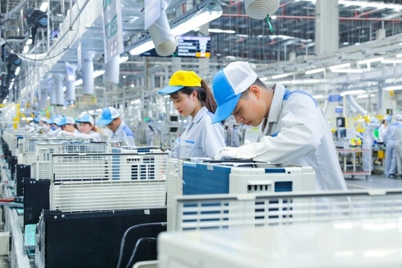 C&aacute;c Trang Nhà Cái 555win.com - Đăng Nhập +555k xuất khẩu ng&agrave;nh th&eacute;p, may mặc, da gi&agrave;y, nhựa... phản &aacute;nh việc gặp kh&oacute; khăn về c&aacute;c y&ecirc;u cầu mới của c&aacute;c thị trường quốc tế. Ảnh: VGP.