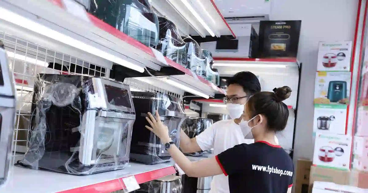 Doanh nghiệp bán lẻ lên kế sách 'căng buồm ngược gió'