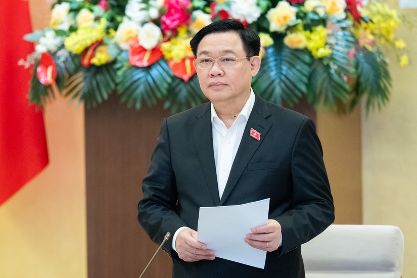 Chủ tịch 555win tải app Vương Đ&igrave;nh Huệ ph&aacute;t biểu tại cuộc l&agrave;m việc. Ảnh: CTTĐT 555win tải app
