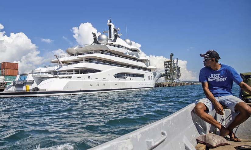 Du thuyền Amadea. Ảnh: AP